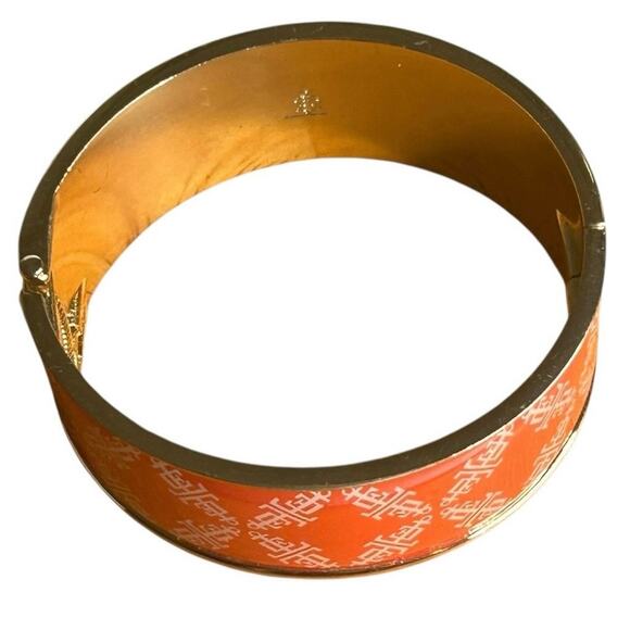 Lands End Orange Enamel White Logo Gold Tone Hinge Bangle Bracelet - Picture 3 of 3